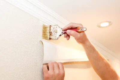 Pose de papier peint à Moutoux — revêtements muraux et toiles de verre